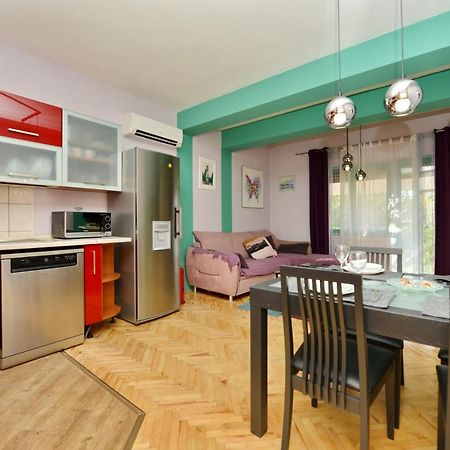 Beautiful 1-Bed Apartment Kristijan זאדאר מראה חיצוני תמונה
